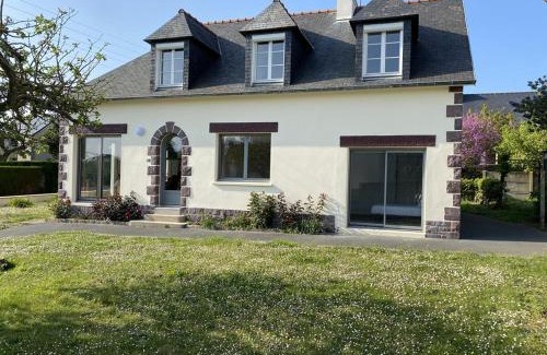 Erquy Villa | 608 - Maison deux chambres entièrement rénovée à quelques pas de la plage et du centre