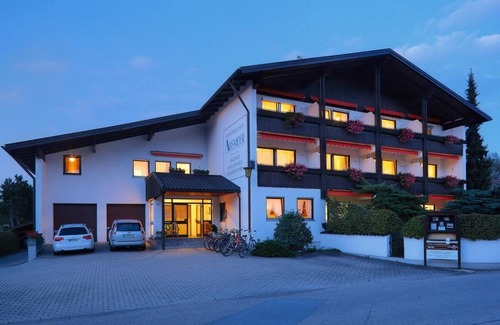 Safferstetten Apartment | 64 qm großes 2-Zimmer-Appartement Kategorie 1 | mit sehr hochwertiger Ausstattung und zwei Balkonen