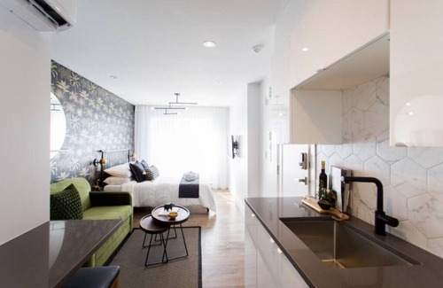 Mile-Ex Apartment | 6768 - 201 · Wonderful Mini Studio in Little Italy with full bath by Denstays
