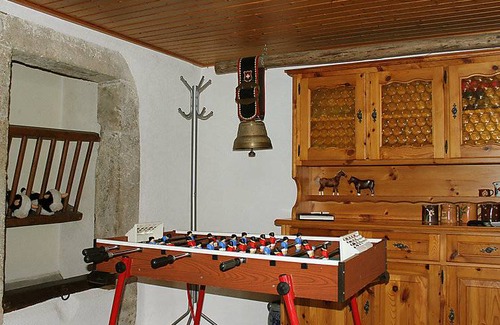 Auberson House | 68 m² Farmhouse ∙ 2 bedrooms ∙ 5 guests