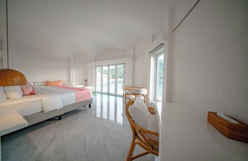 Labuan Bajo Resort | 69 Resort & Beach Club