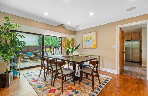 Pico - Robertson House | 6BR Villa with Pool, Jacuzzi & Game Room, Walk to Rodeo Drive