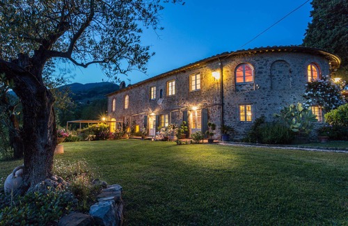 Capannori Villa | 7 Bedrooms Luxury Farmhouse in LUCCA, Outdoor and Indoor Heated Swimming Pools