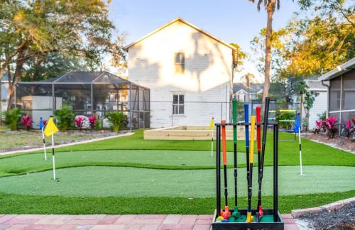 Port Tampa City House | 7 BR Heated Pool, Game Room, Theater, Sleeps 25