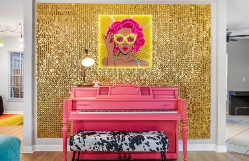 Port Tampa City House | 7 BR Heated Pool, Game Room, Theater, Sleeps 25