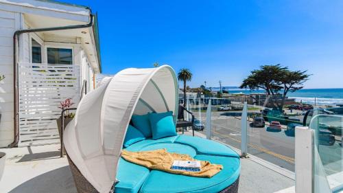 Cayucos House | 7 Cayucan Bungalows by AvantStay Close to Beach Ocean Views Sleeps 36