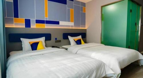 Xincheng Hotel | 7 Days Inn Xi'an Railway Station