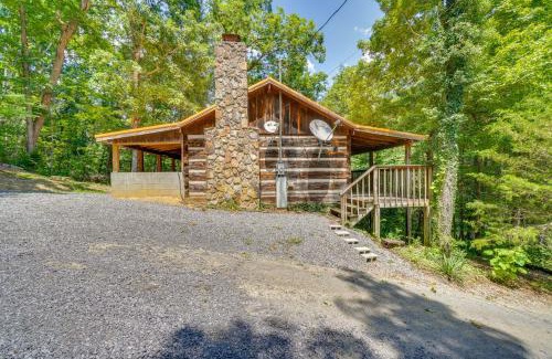 Gatlinburg - Pigeon Forge House | 7 Mi to The Island in Pigeon Forge Relaxing Cabin