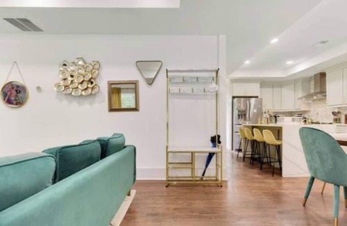 Church Street House | 7 min from Airport Hidden Gem w/Porch and Patio