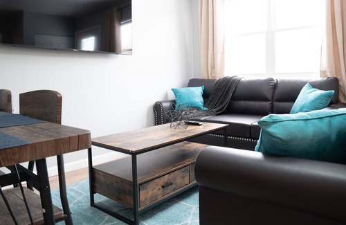 Canton House | 7 min to HOF and Hospitals with Game Room