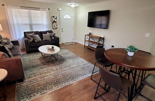 Middletown House | 704 diamond loop new listing