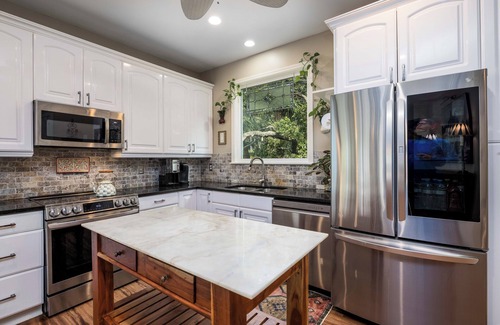 Saint Helena Island House | 707 Silverside, Oceanview with Guest Cards Included!