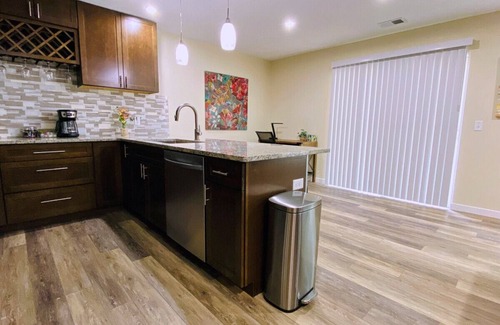 Kalamazoo Apartment | 729 Keenway Cr. Unit A