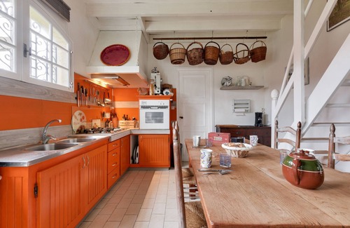 Ares Ski Chalet | 750m from Arès beach, family house for 6