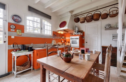 Ares Ski Chalet | 750m from Arès beach, family house for 6