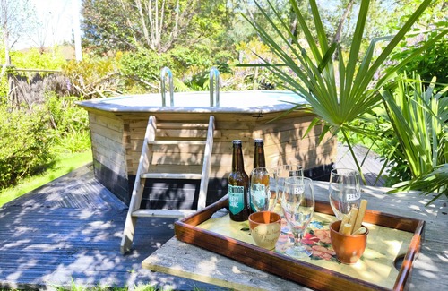 Ares Ski Chalet | 750m from Arès beach, family house for 6