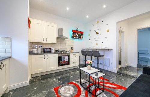 Holbeck Apartment | -75ACR- Setup for your relaxed & amazing stay