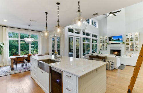 Manchaca House | 7BR Austin Retreat | Pool, Spa, Game Room & Creekside Views for Groups & Family