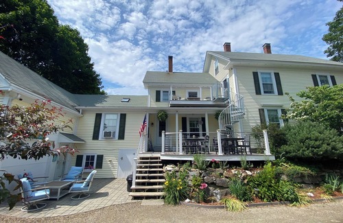 Waldoboro Apartment | 7BR Hilltop Retreat w/2 Kitchens, Fire Pits, Decks & Room for Everyone