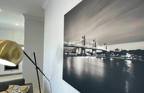 Cloverdale Apartment | 7th Heaven in Cloverdale 2BR2BA +Parking