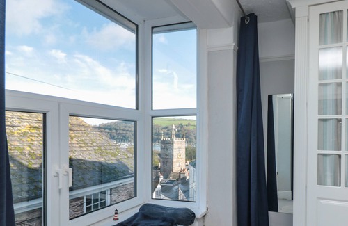 Dartmouth Cottage | 8 Above Town