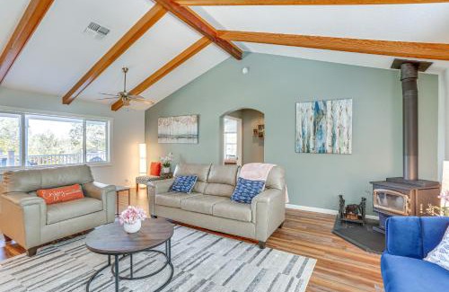 Columbia House | 8-Acre Retreat Pool and Stunning Mt Lassen View!