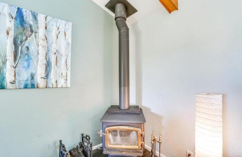 Columbia House | 8-Acre Retreat Pool and Stunning Mt Lassen View!