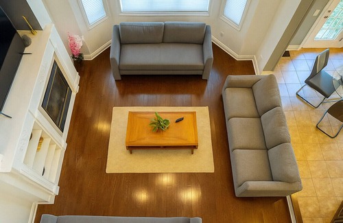 Brampton House | 8-BDRM Wedding, Event & Group Ready | Near Airport