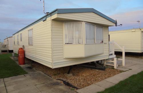 Chapel Saint Leonards Apartment | 8 Berth on Golden Palm (Florida GP)