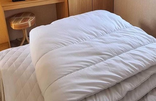 Ingoldmells Ski Chalet | 8 Birth Caravan based on Coral Beach, Ingoldmells