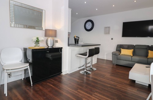 Rhyd-y-clafdy Apartment | 8 Marina View