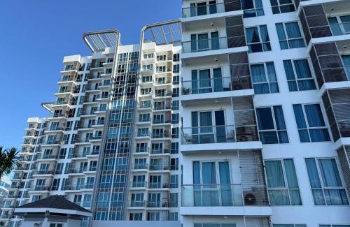 Lapu-Lapu Apartment | 8 Newtown Mactan Condominium