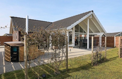 Idestrup House | 8 person holiday home in Idestrup