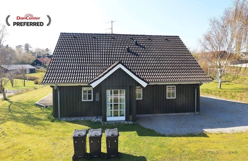 Hjarbæk House | 8 person holiday home in Løgstrup-By Traum
