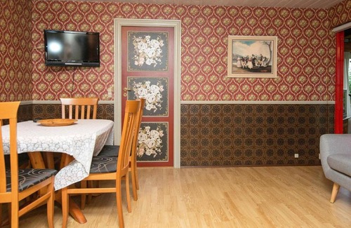 Farvang House | 8 person holiday home in F rvang