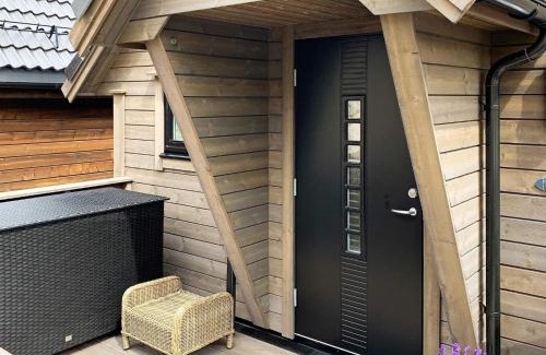 Bomlo House | 8 person holiday home in Urangsvåg