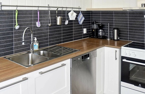 Bomlo House | 8 person holiday home in Urangsvåg-By Traum