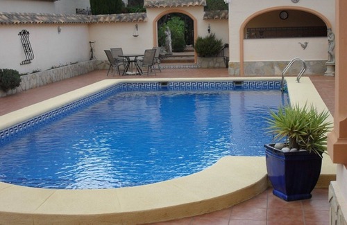 Jalon Villa | 8 PERSONS WITH PRIVATE POOL OUTSIDE BBQ ALL VERY LUXURIOUS.