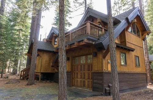 Truckee House | 824 Beaver Pond