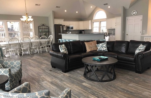 Ocean Hill House | 8BR OF Pets Elevator Theater 2 Community Pools