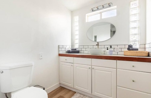 Twentynine Palms House | 8min To Joshua Tree National Park . Spa . Firepit . Star Gaze