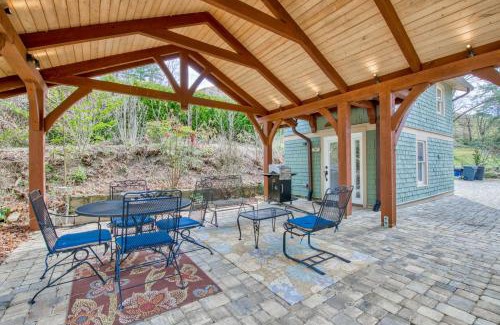 Lake Junaluska House | A Beautiful View & Carriage