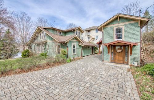 Lake Junaluska House | A Beautiful View & Carriage