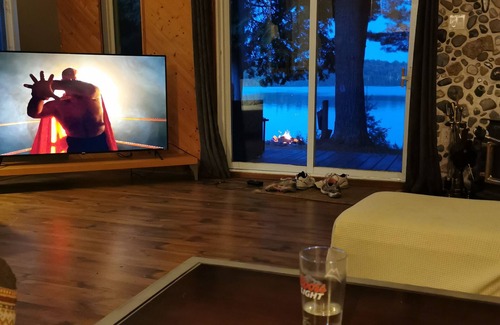 Thorne Cottage | A better Muskoka - it's worth the drive