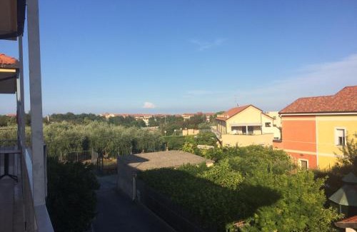 Ceriale Apartment | A Casa di Nonna Luciana - Trilocale con Giardino
