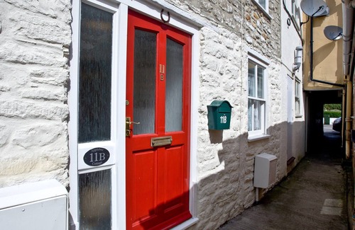Bridport House | A charming two bedroom cottage perfect for a family break to Dorset.