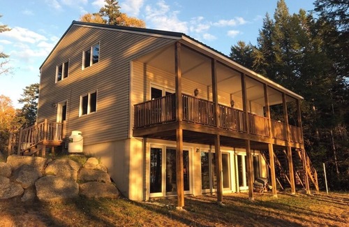 Beddington Cabin | A classic Maine cabin for a taste of camp living in any season!