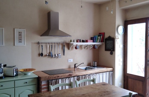 Parlascio Apartment | A corner of paradise with breathtaking views of the hills!
