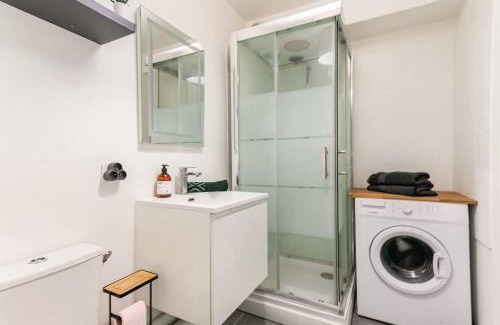 Bussy-Saint-Georges Apartment | A Deux Pas de la Magie - Idéal DisneyLand & Paris