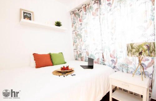El Ensanche Zona Nuova Apartment | A-Entire Apartament 1 Minute From The Historical Center